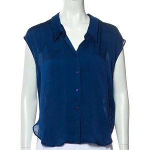 Theyskens Theory blue silk cap sleeve button down shirt